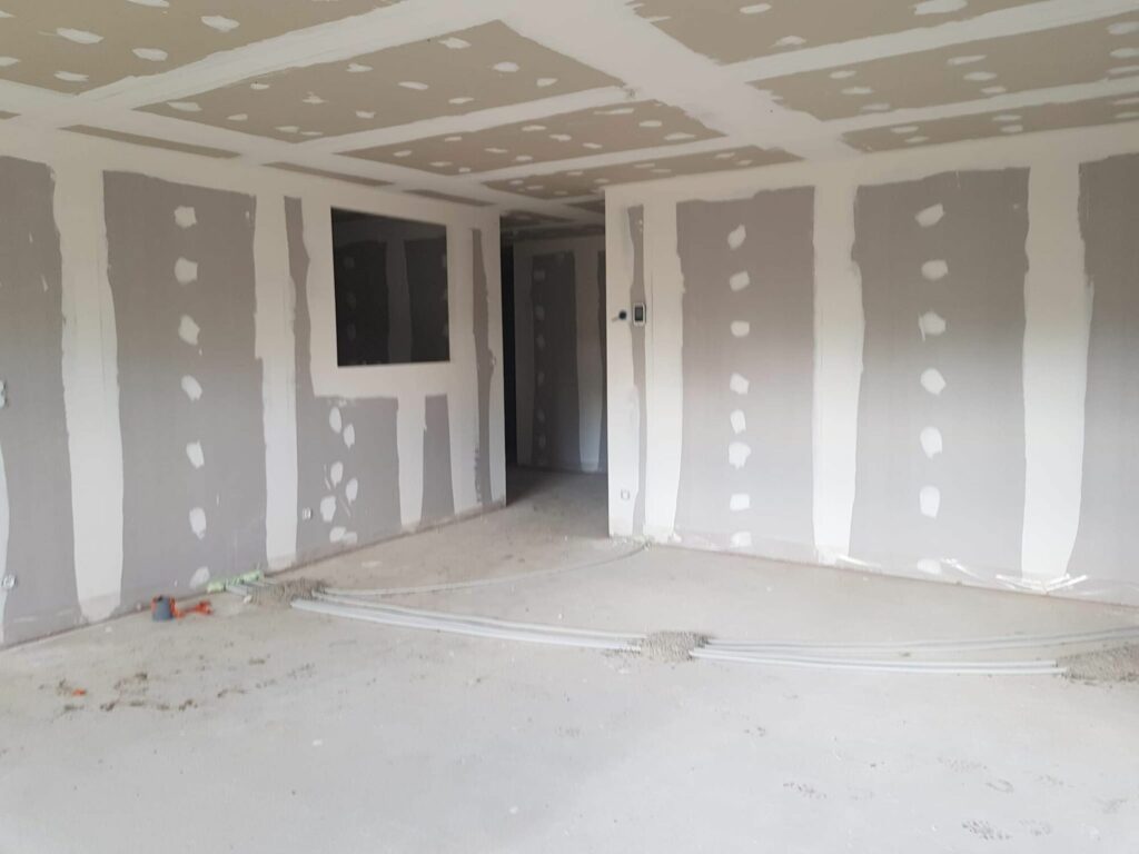 bati renove 37 travaux tours plomberie électricité carrelage multi service terassement