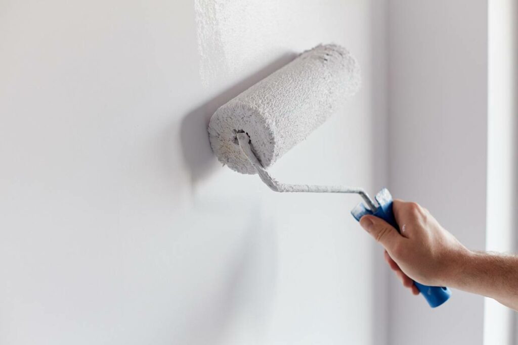 bati renove 37 travaux tours plomberie électricité carrelage multi service terassement peinture charpente couverture